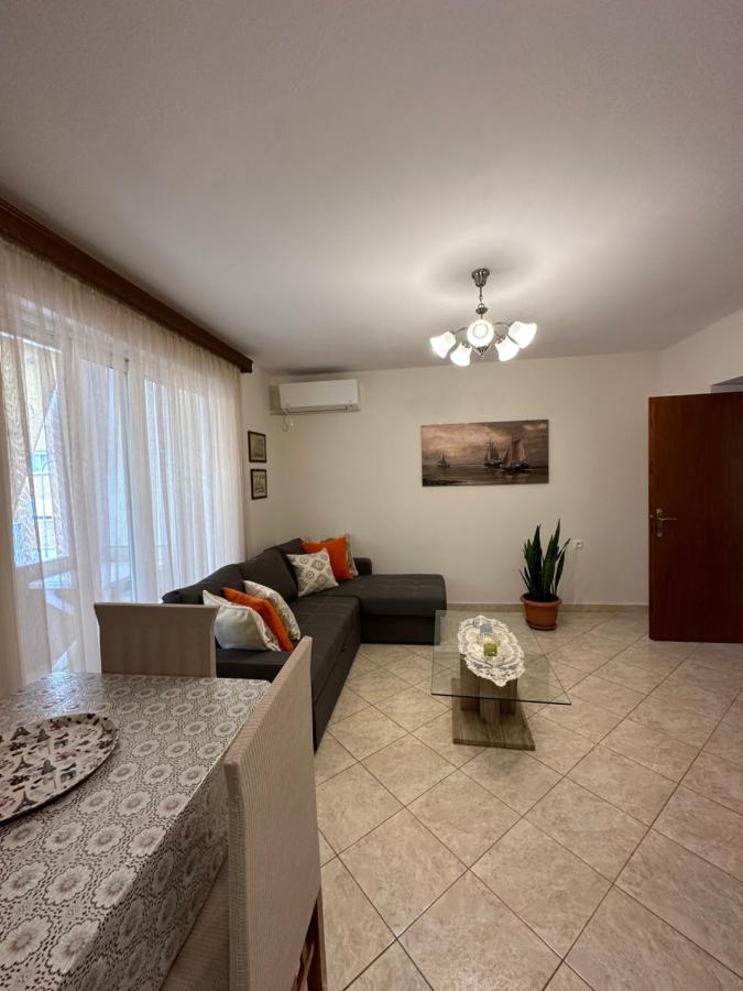 B&S Saranda Apartment Exterior photo